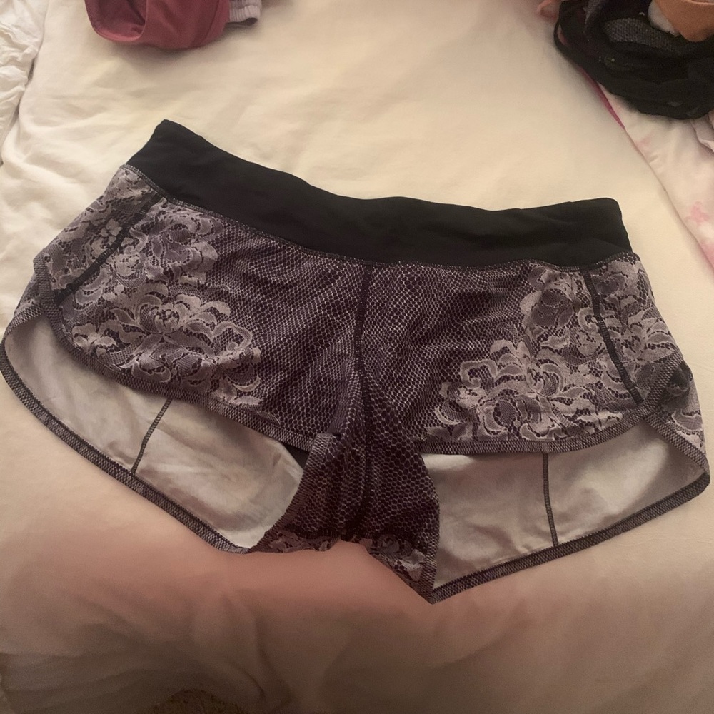 COPY - Lululemon speed up low-rise 2.5”